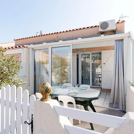 Pavillon T2 Mezzanine Climatise Avec Piscine Et Parking, Proche - 6 Pers - Fr-1-409-216 Villa *